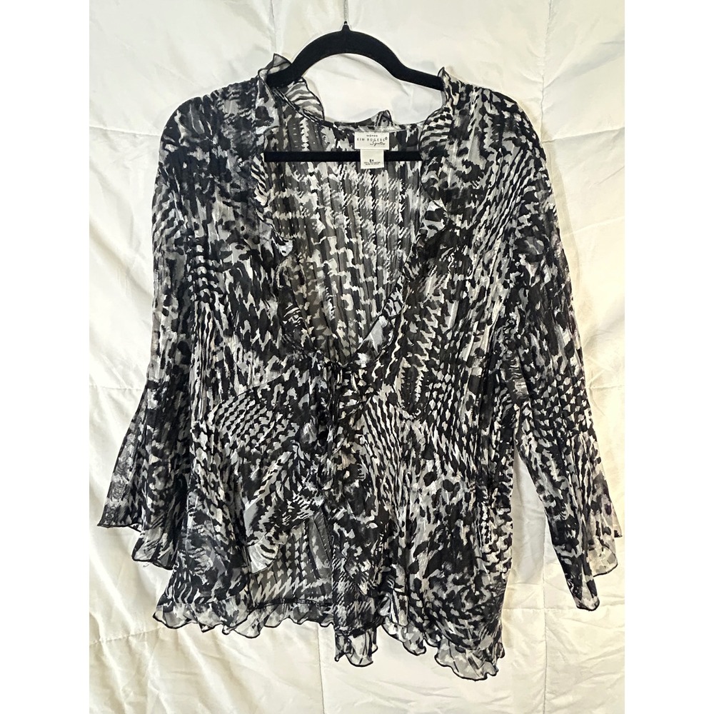 Kim Rogers Signature Black White Abstract Print Tie Front Ruffle Blouse Top 2X